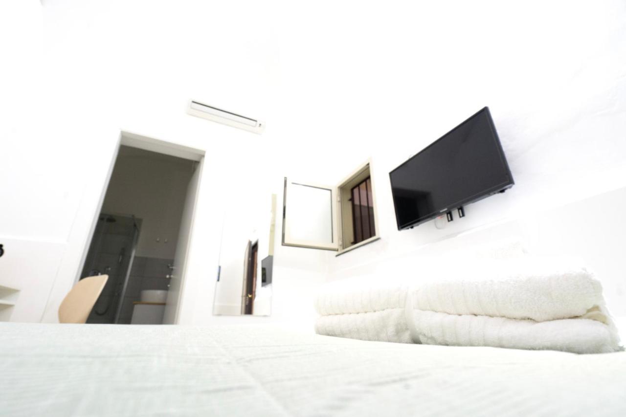 Be Happy Rooms คาตาเนีย ภายนอก รูปภาพ
